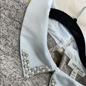 Jeweled/Detailed collar blouse